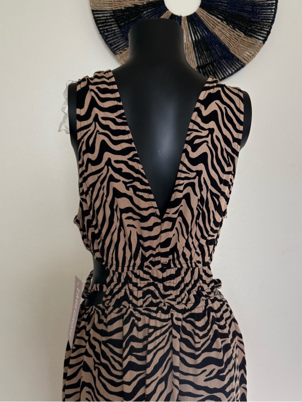 Sleeveless Zebra-Print Maxi Dress in Beige and Black - Picture 8 of 16